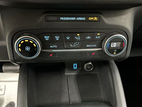 Used 2020 Ford Escape SE AWD/4WD image 16