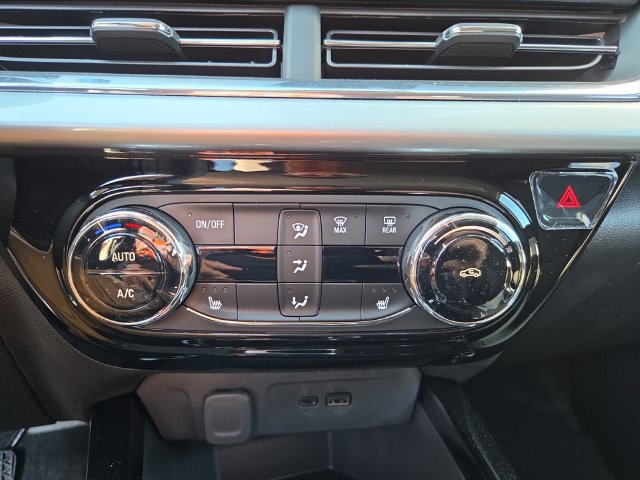 Used 2026 Chevrolet Trax LT w/ LT Convenience Package FWD image 22