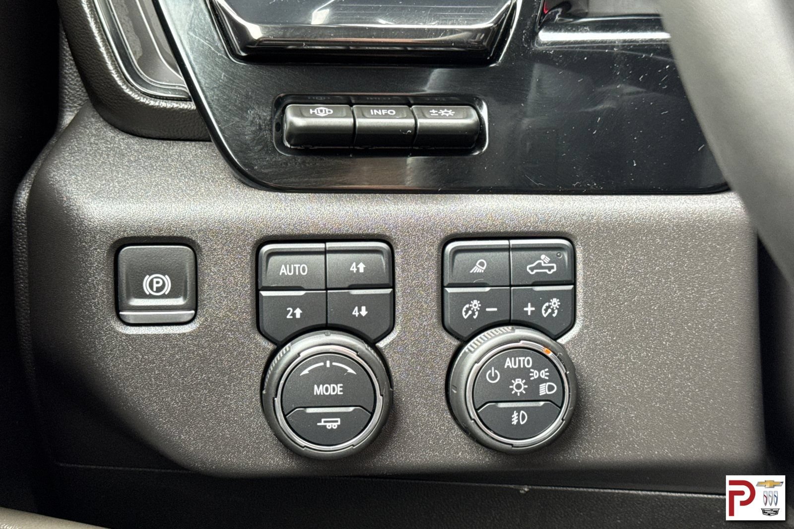 Used 2024 Chevrolet Silverado 1500 ZR2 AWD/4WD image 33