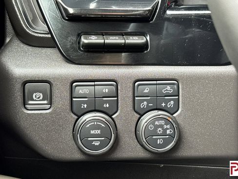 Used 2024 Chevrolet Silverado 1500 ZR2 AWD/4WD image 33