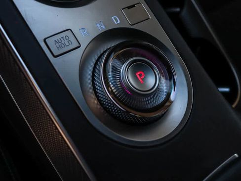 Used 2024 Genesis GV70 2.5T w/ Sport Prestige Package image 20