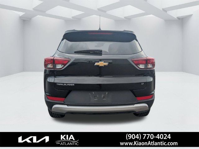 Used 2025 Chevrolet TrailBlazer LT FWD image 4