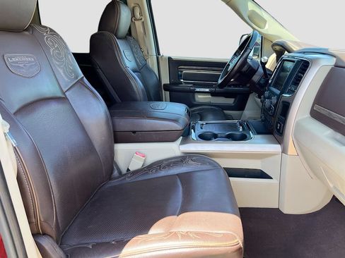 Used 2017 RAM 2500 Longhorn w/ Convenience Group AWD/4WD image 29