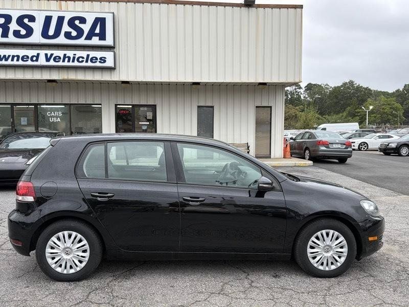 Used 2014 Volkswagen Golf 4-Door FWD image 11