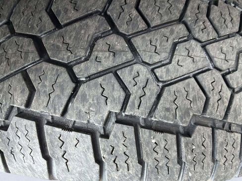 Used 2020 Toyota 4Runner SR5 Premium w/ Moonroof Package image 24