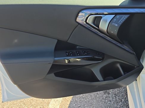 New 2026 BMW X3 xDrive30 w/ Premium Package image 17