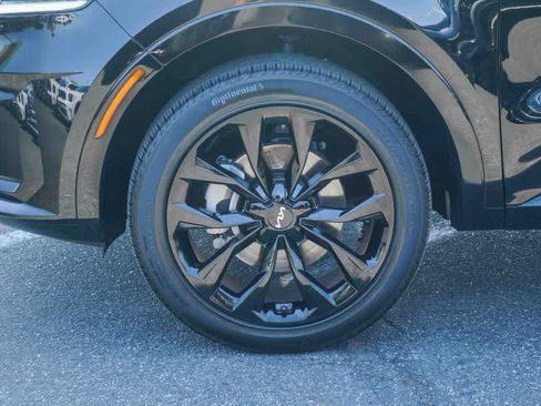 Certified 2023 Kia Sorento SX AWD/4WD image 9