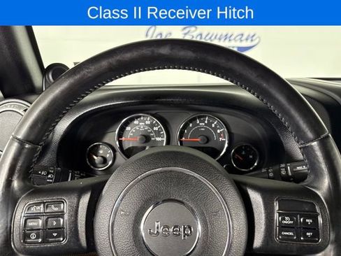 Used 2012 Jeep Wrangler Unlimited Rubicon w/ Dual Top Group image 20