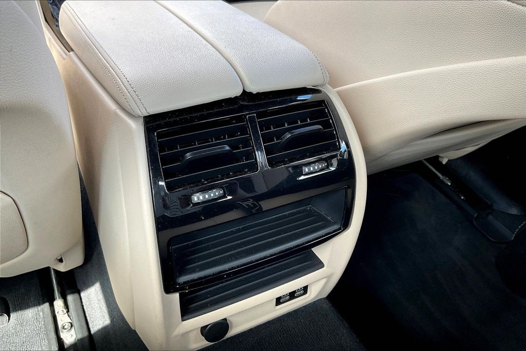 Used 2022 BMW 540i w/ Premium Package RWD image 10