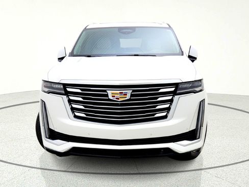 Used 2021 Cadillac Escalade Premium Luxury Platinum image 3