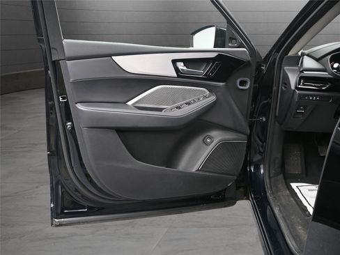 Used 2024 Acura MDX SH-AWD w/ Technology Package image 8