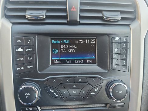 Used 2013 Ford Fusion SE image 29