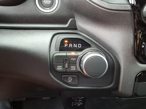 New 2026 RAM 1500 Tradesman AWD/4WD image 17