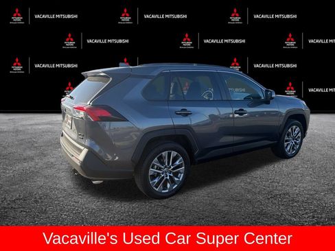 Used 2023 Toyota RAV4 XLE Premium AWD/4WD image 6
