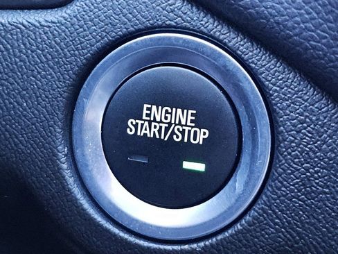 Used 2023 Chevrolet Equinox LT image 15