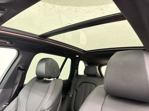 Used 2019 BMW X5 xDrive40i w/ Premium Package 2 AWD/4WD image 14