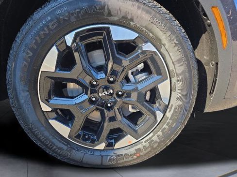 New 2026 Kia Sorento S image 14