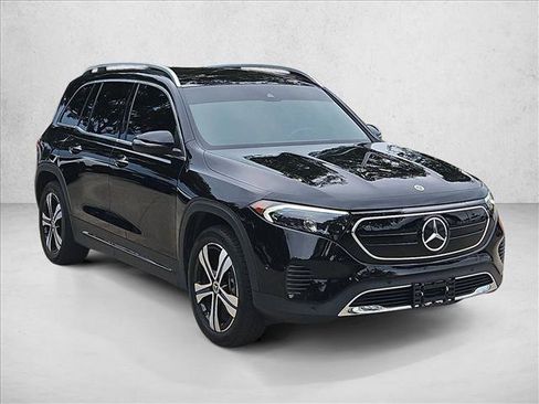 Certified 2023 Mercedes-Benz EQB 300 4MATIC w/ Exclusive Package image 3