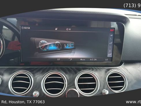 Used 2017 Mercedes-Benz E 300 image 39