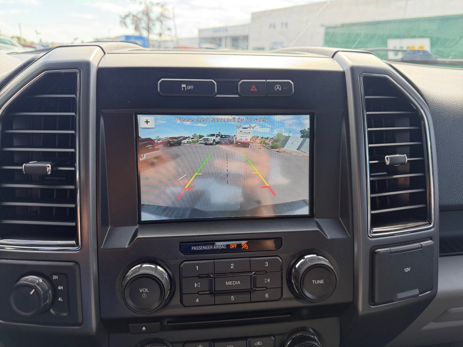 Used 2018 Ford F150 XLT w/ Equipment Group 301A Mid AWD/4WD image 23