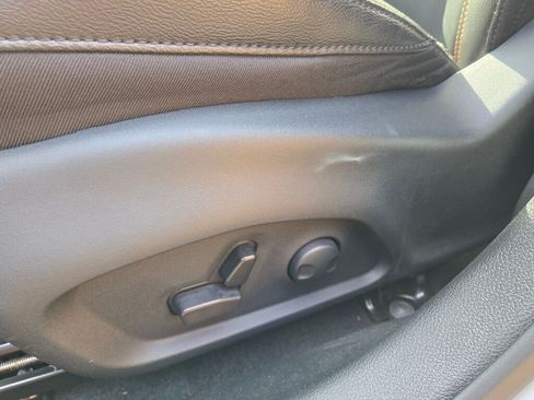 Used 2024 Jeep Compass Limited image 17