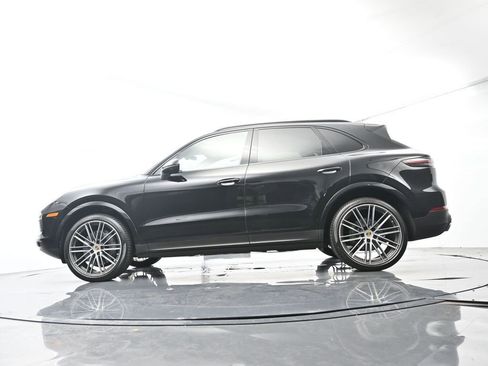 Certified 2021 Porsche Cayenne S AWD/4WD image 47