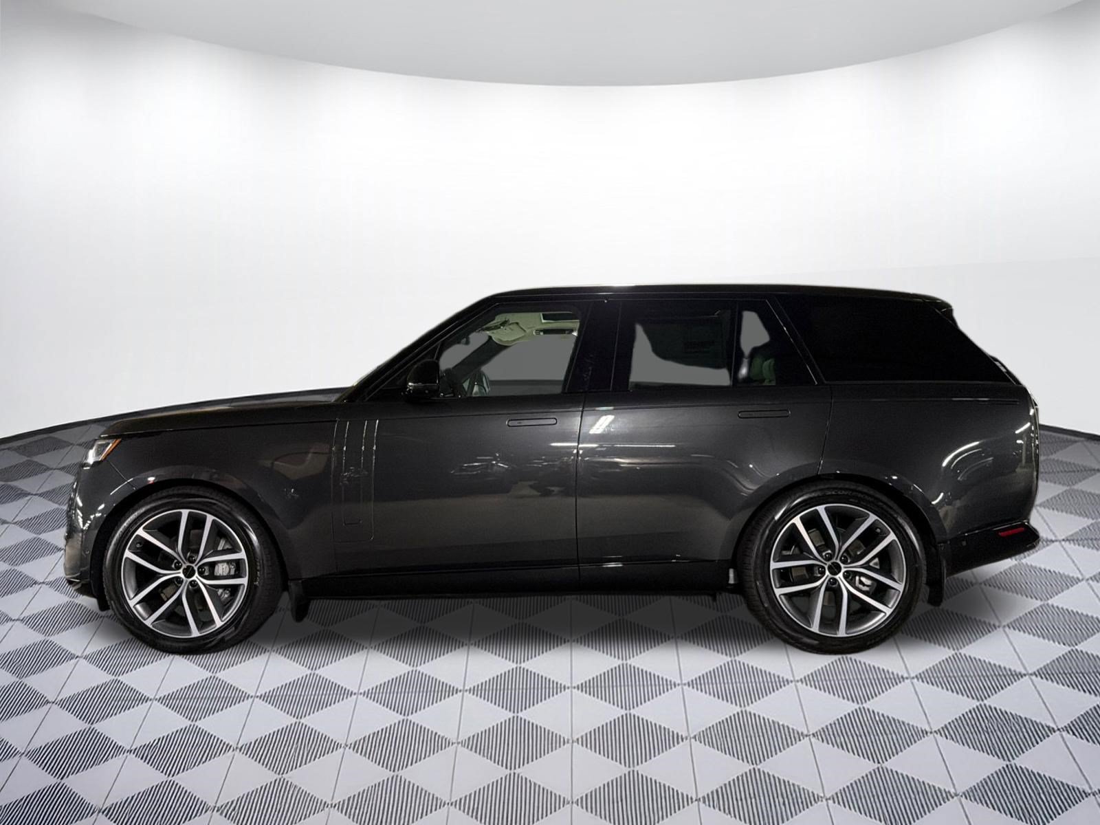 New 2026 Land Rover Range Rover SE AWD/4WD image 2