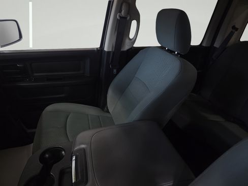 Used 2017 RAM 1500 ST w/ SXT Appearance Group AWD/4WD image 21