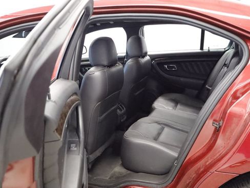 Used 2018 Ford Taurus Limited AWD/4WD image 21