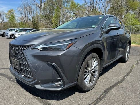 Used 2024 Lexus NX 350h AWD w/ Vision Package image 2