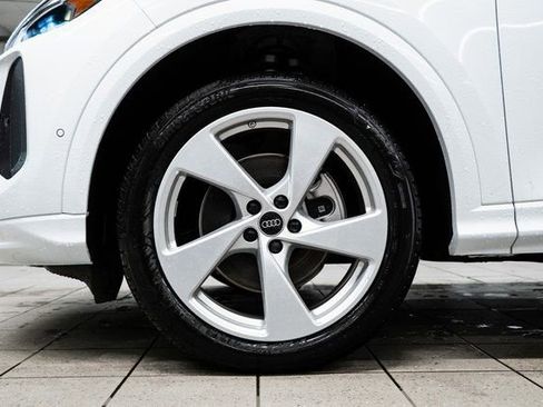 Used 2025 Audi Q5 Premium Plus image 7