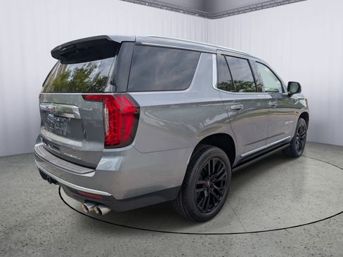 Certified 2021 GMC Yukon Denali w/ Denali Premium Package AWD/4WD image 3