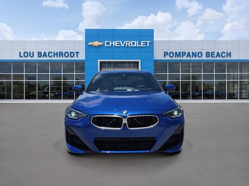 Used 2025 BMW 230i Coupe w/ M Sport Package RWD image 2