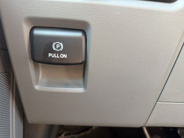 Used 2025 Ford F150 XLT w/ Equipment Group 301A Standard RWD image 34