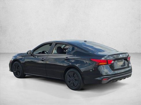 Used 2019 Nissan Altima 2.5 S FWD image 7