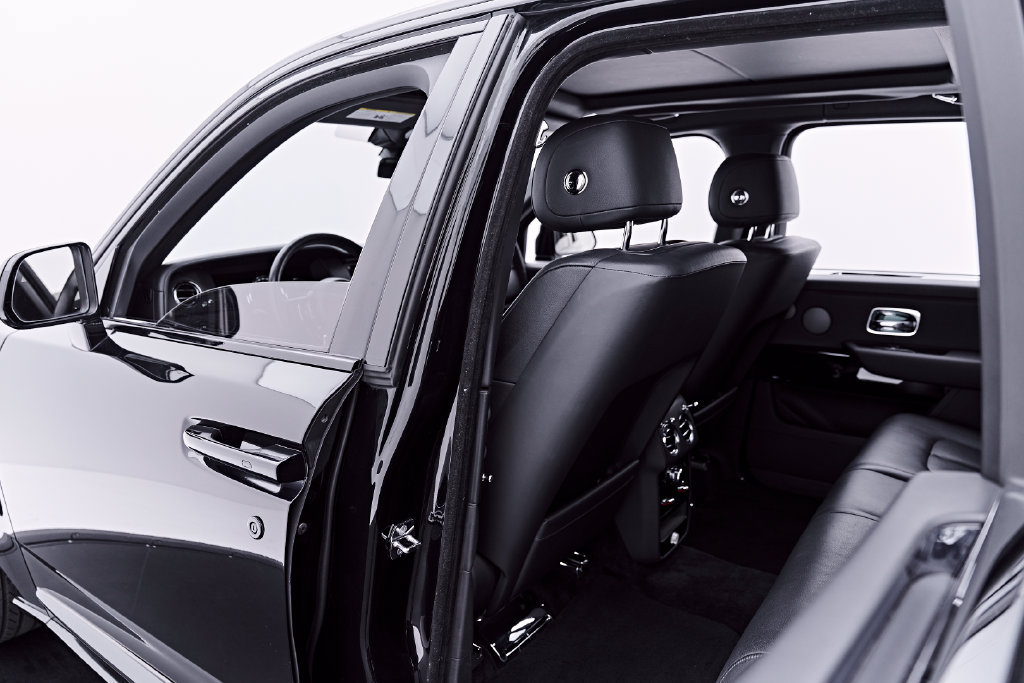 Used 2020 Rolls-Royce Cullinan AWD/4WD image 40