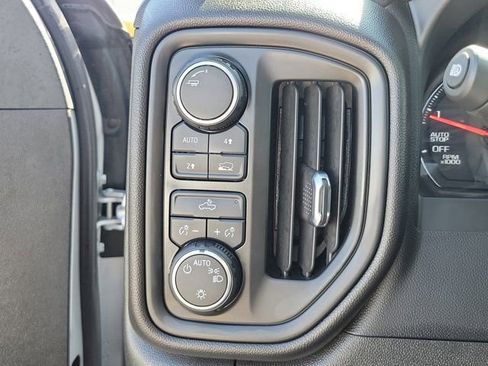 Used 2022 Chevrolet Silverado 1500 Custom image 23
