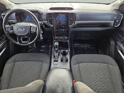 Used 2024 Ford Ranger XLT w/ Technology Package image 17
