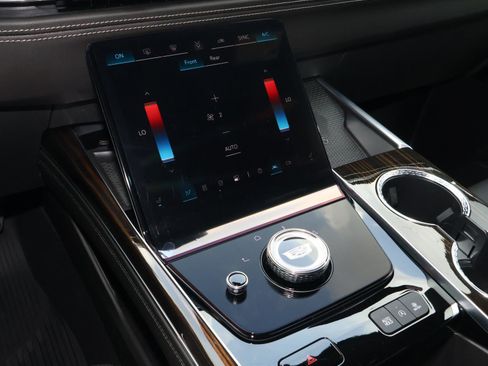 Used 2025 Cadillac Escalade ESV Premium Luxury w/ LPO, Floor Liner Package image 36