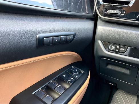 Used 2025 Lexus NX 350 AWD w/ Accessory Package (Z2) image 36