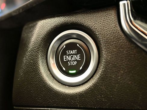 Used 2023 Chevrolet Colorado W/T image 20