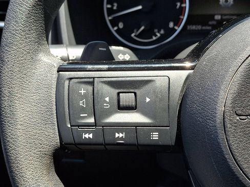 Used 2021 Nissan Rogue SV AWD/4WD image 21
