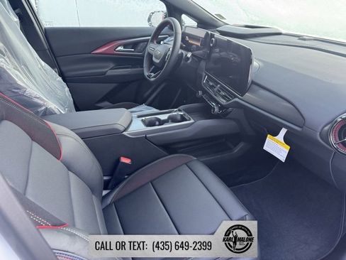 New 2026 Chevrolet Equinox EV RS image 11