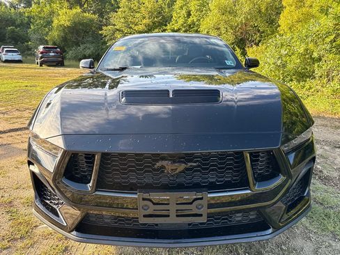Used 2025 Ford Mustang GT Premium RWD image 2