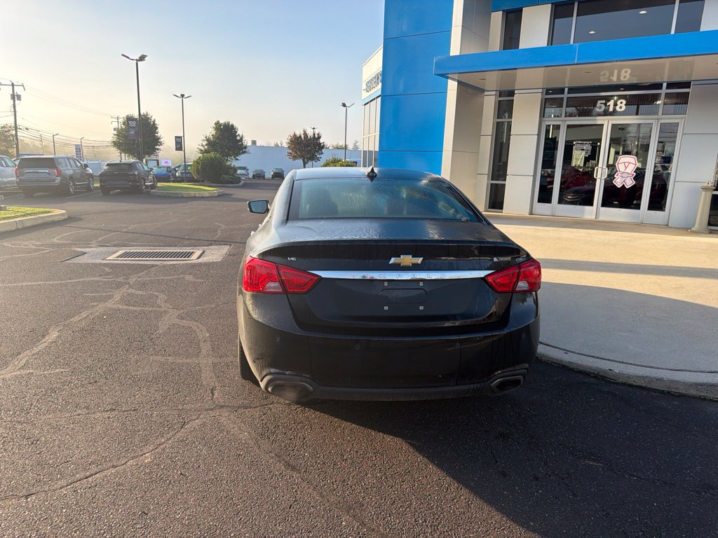 Used 2017 Chevrolet Impala Premier FWD image 5
