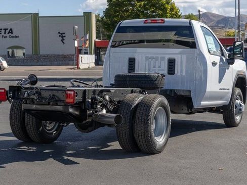 New 2026 GMC Sierra 3500 Pro w/ Convenience Package image 24