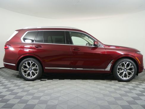 Used 2026 BMW X7 xDrive40i image 2