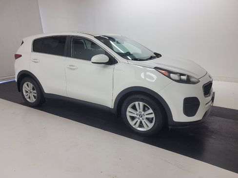 Used 2017 Kia Sportage LX FWD image 11