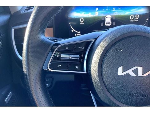 Used 2024 Kia Seltos SX w/ SX Sunroof Package image 20