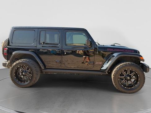 Used 2018 Jeep Wrangler Unlimited Rubicon AWD/4WD image 2